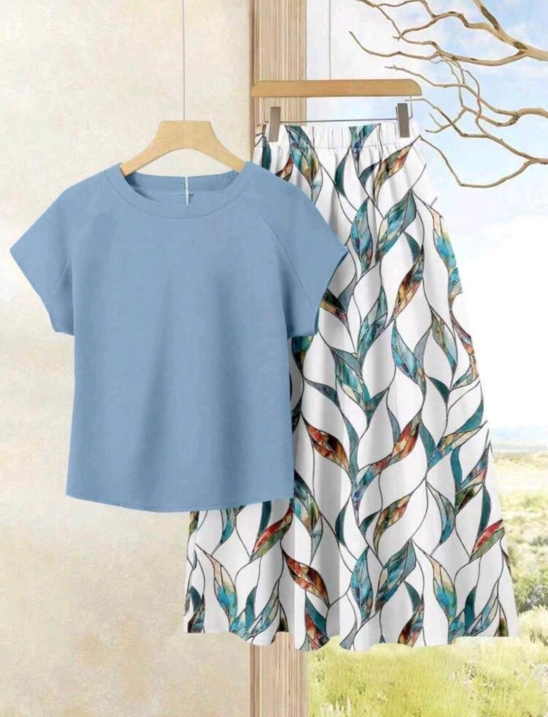 Conjuntos de falda y blusa · Entrega inmediata