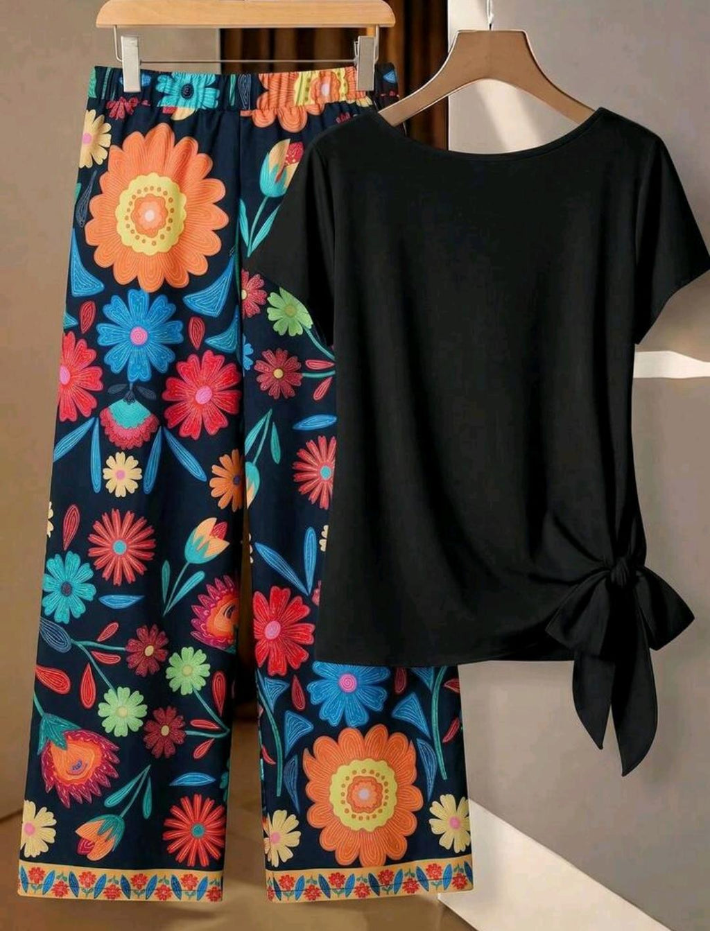 Set de 2 piezas de conjunto casual de verano para mujer, blusa con lazo verde a juego con pantalones rectos holgados con estampado geométrico