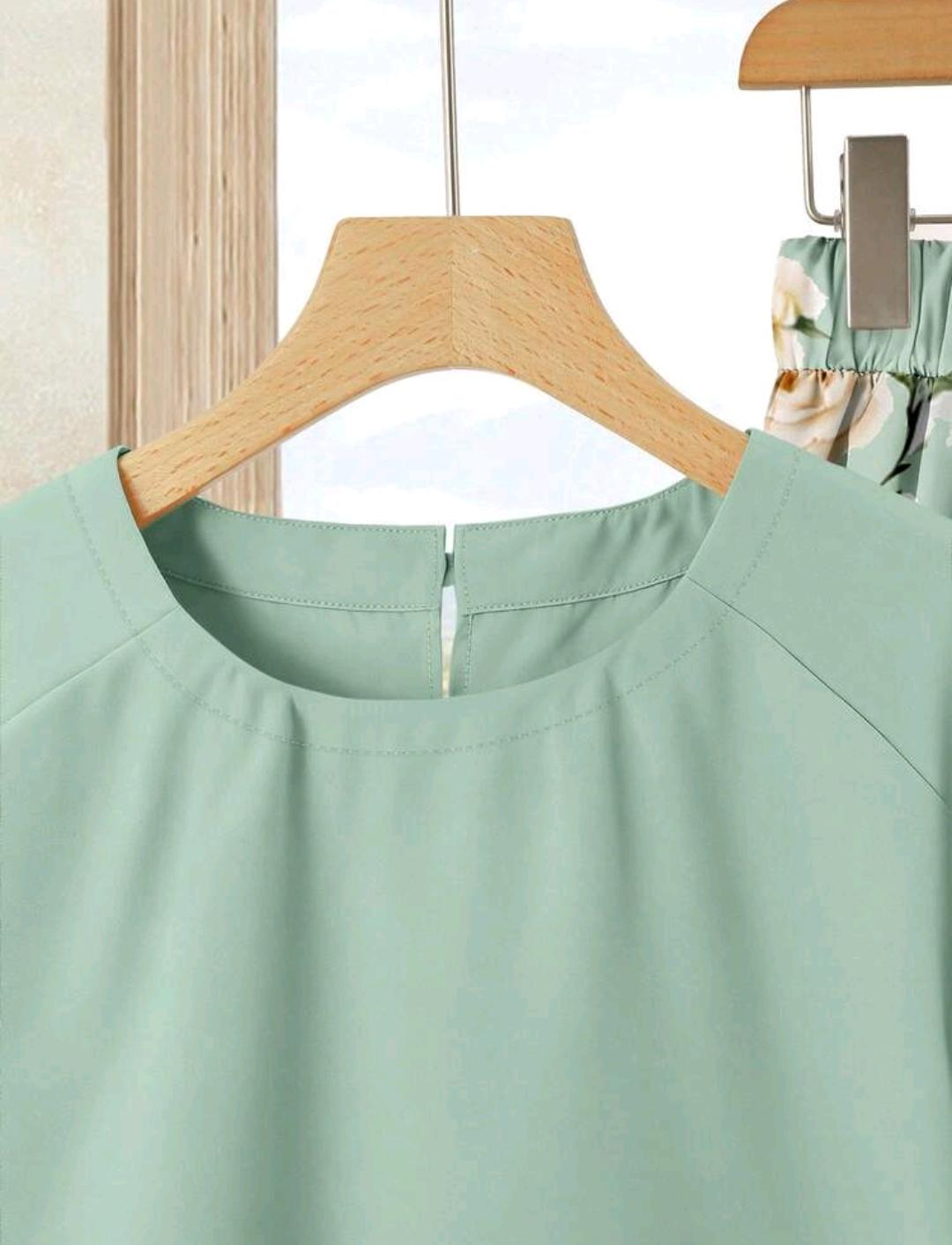 Rusticease 2 piezas Conjunto casual de verano para mujer con parte superior de unicolor + falda estampada.