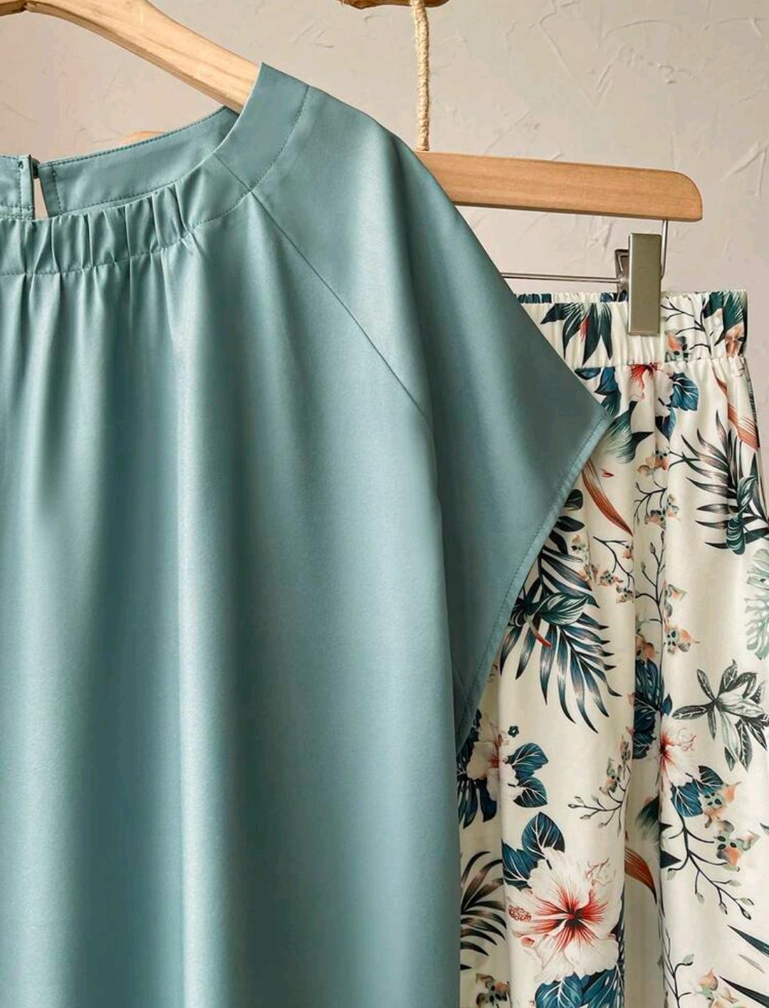 Conjunto de 2 piezas de talla grande para mujer, con blusa de manga corta y falda con estampado botánico, para vacaciones en primavera/verano
