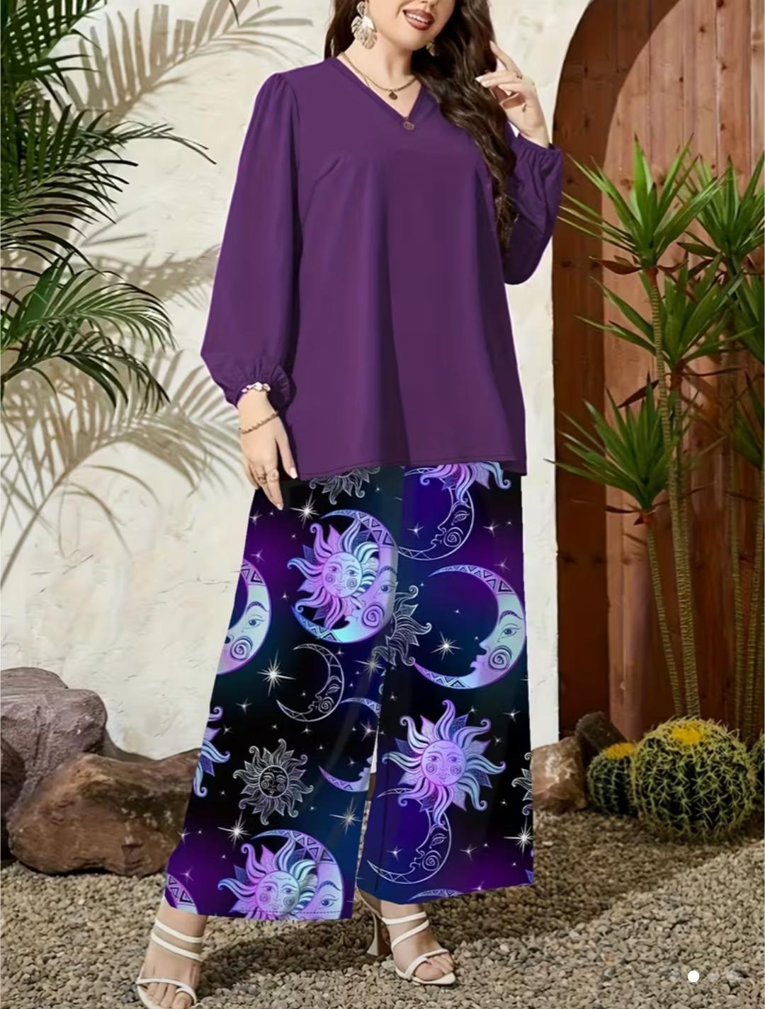 Blusa holgada en color violeta oscuro, diseñada con cuello en V y mangas largas con puños elásticos que aportan un toque elegante e informal, pantalon de pierna ancha con un llamativo estampado místico de sol, luna y estrellas.