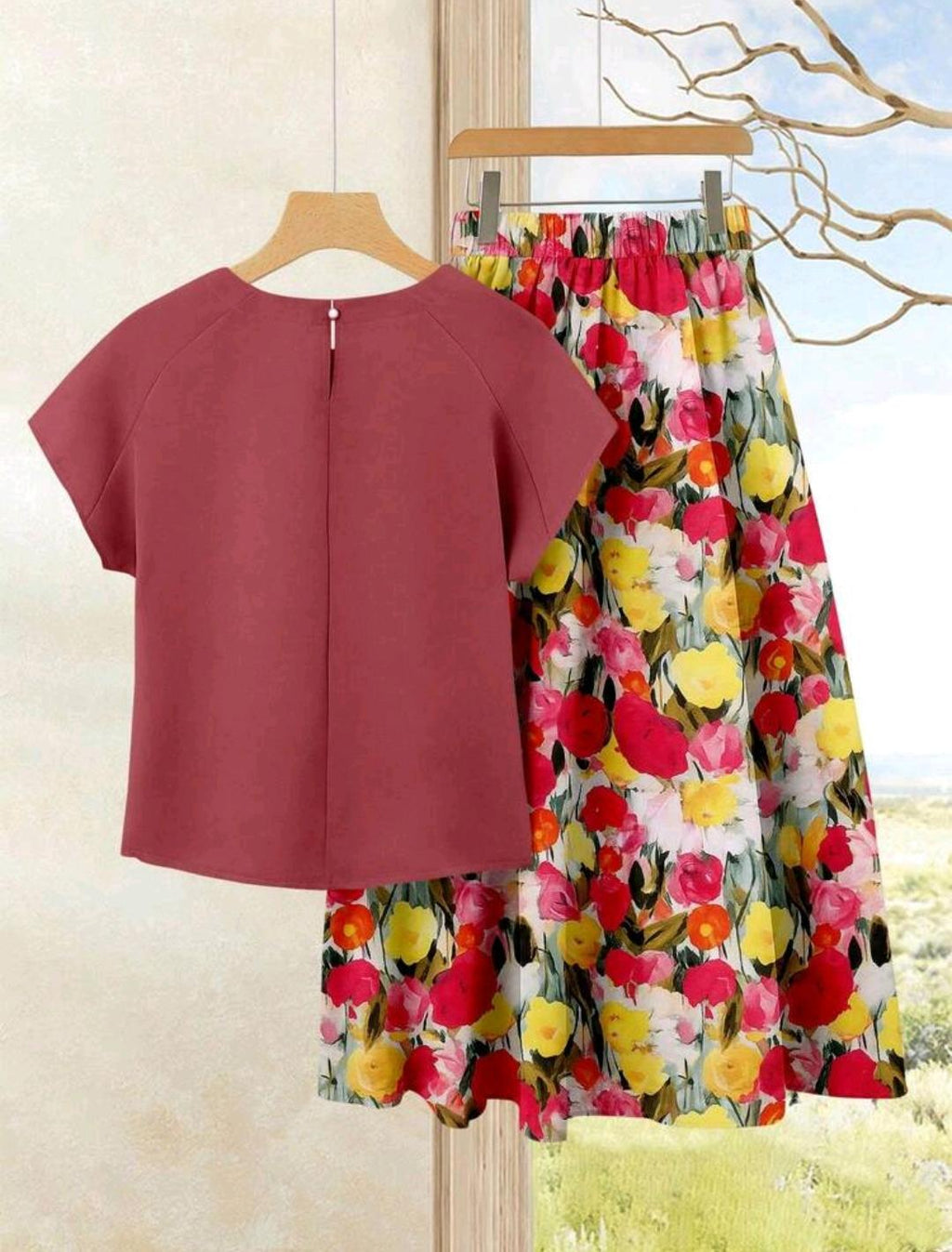 Conjunto de 2 piezas de falda con estampado floral y blusa unicolor
