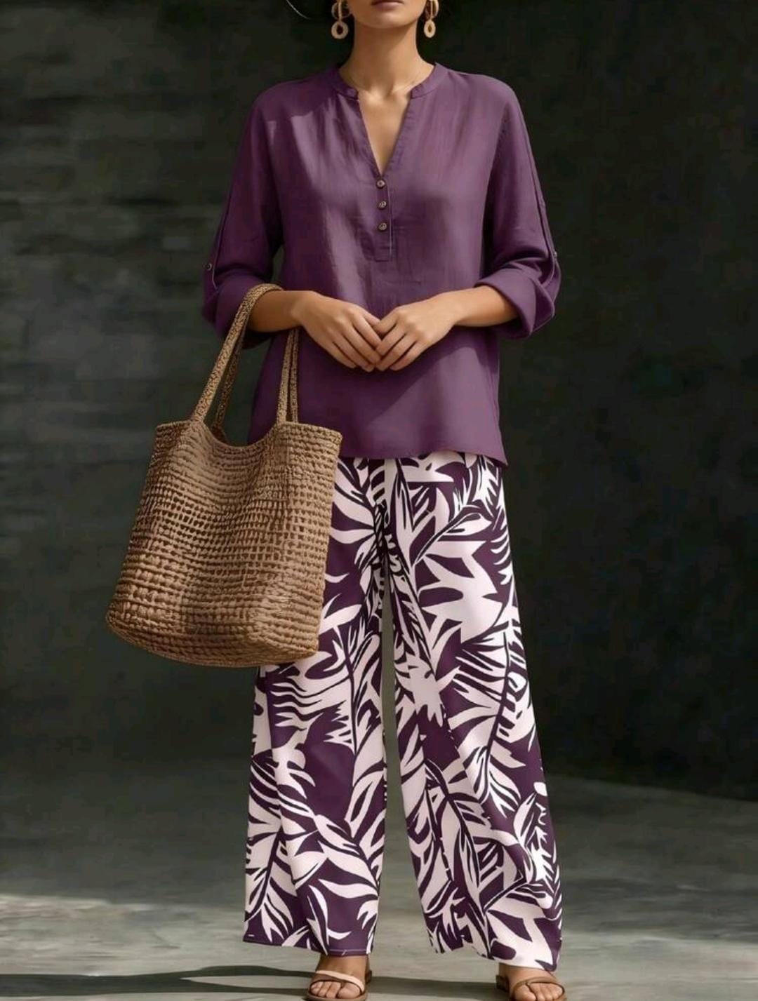 Conjunto ciruela con pantalón palazzo estampado