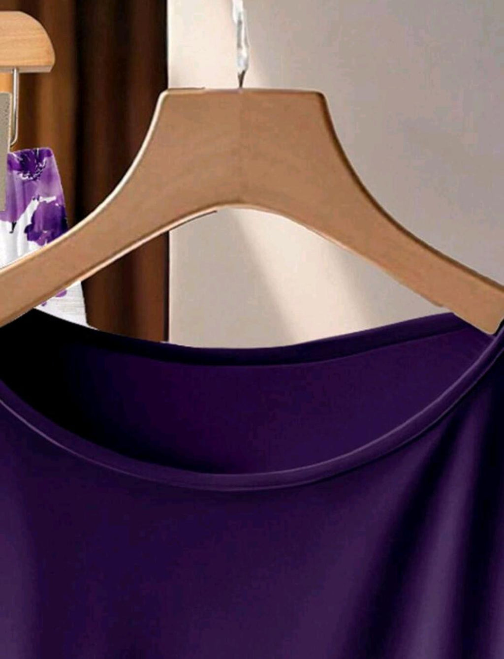 Conjunto casual de 2 piezas de blusa con lazo de contraste de color floral morado y pantalones rectos y sueltos