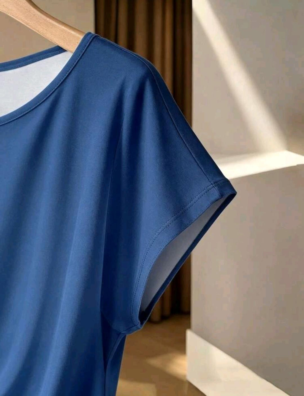 Conjunto de 2 piezas de blusa con lazo azul minimalista casual y pantalones rectos holgados a rayas azules, adecuado para primavera y verano