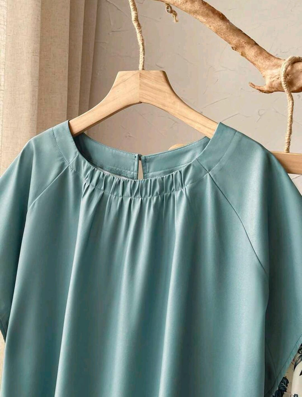 Conjunto de 2 piezas de talla grande para mujer, con blusa de manga corta y falda con estampado botánico, para vacaciones en primavera/verano