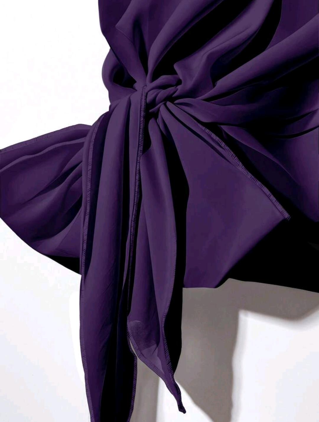 Conjunto casual de 2 piezas de blusa con lazo de contraste de color floral morado y pantalones rectos y sueltos