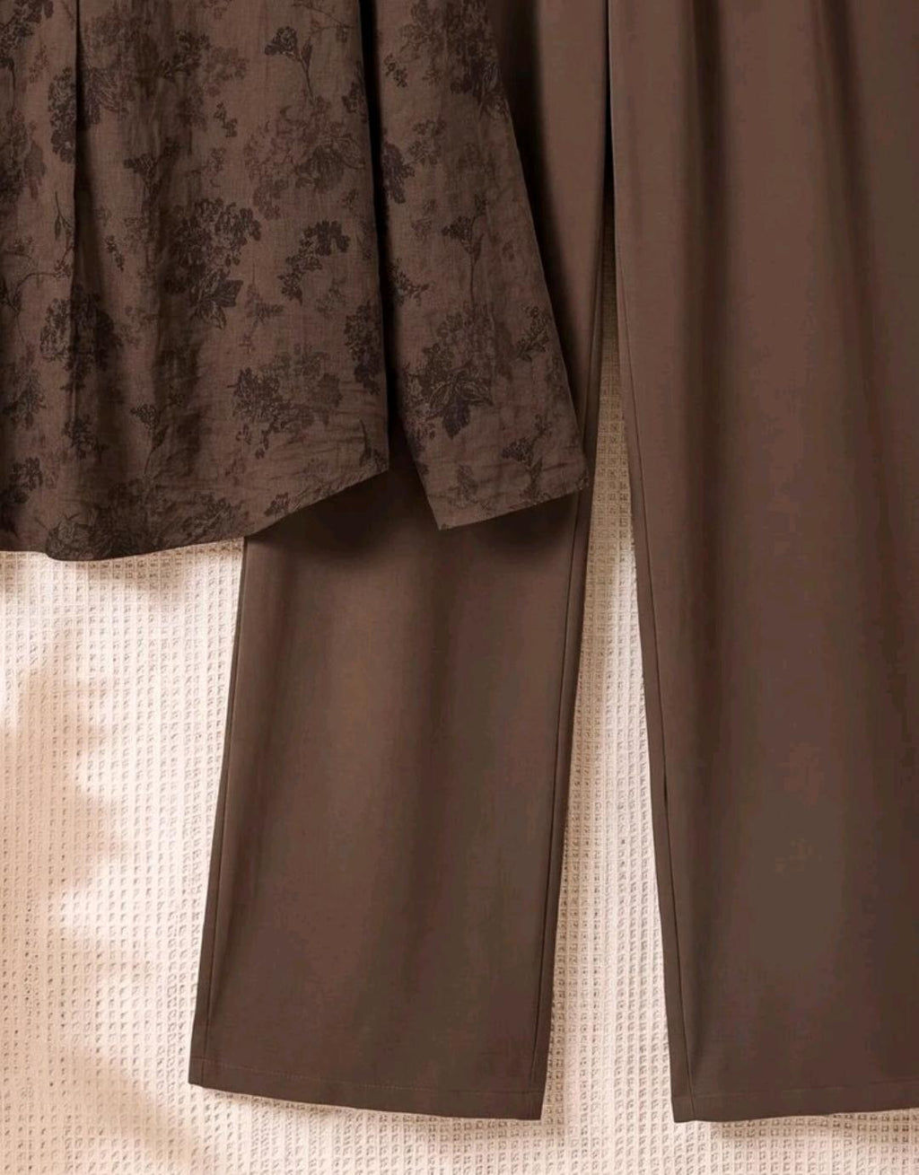 Conjunto de 2 piezas de pantalón y blusa manga larga – Bajo pedido