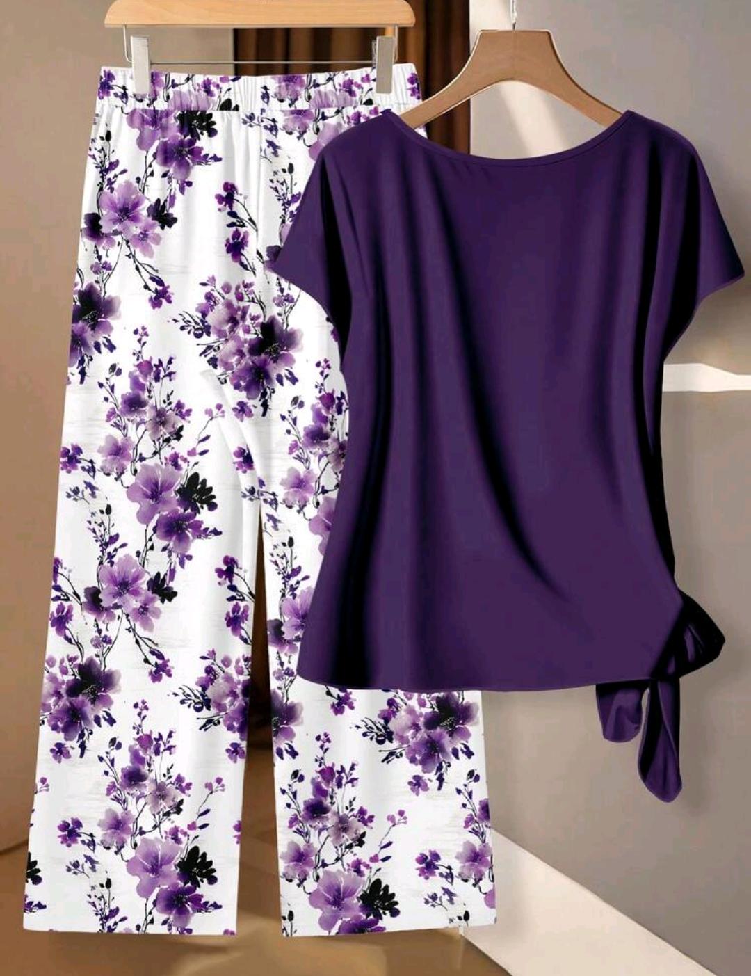 Conjunto casual de 2 piezas de blusa con lazo de contraste de color floral morado y pantalones rectos y sueltos