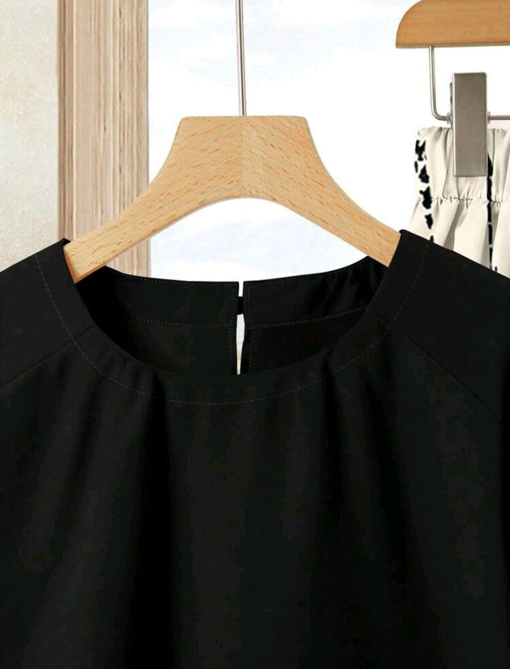 Set de 2 piezas de top sólido negro + falda con estampado de teñido anudado para mujer - Conjunto de falda y top bohemio de verano para playa, crucero, festival de música, boda, viaje a la Ciudad.
