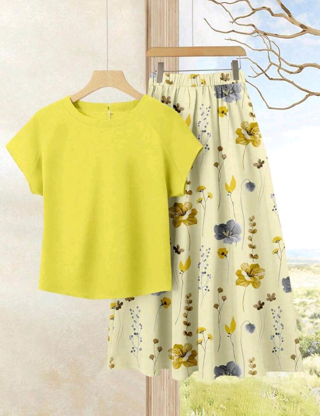 SHEIN LUNE 2 piezas Conjunto de top casual de unicolor + falda estampada para vacaciones y disfrutar del verano.