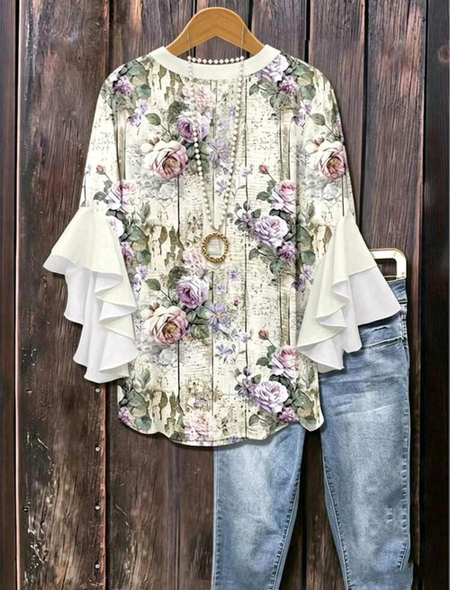 Blusa floral con cuello en V y mangas con volantes | Bajo pedido