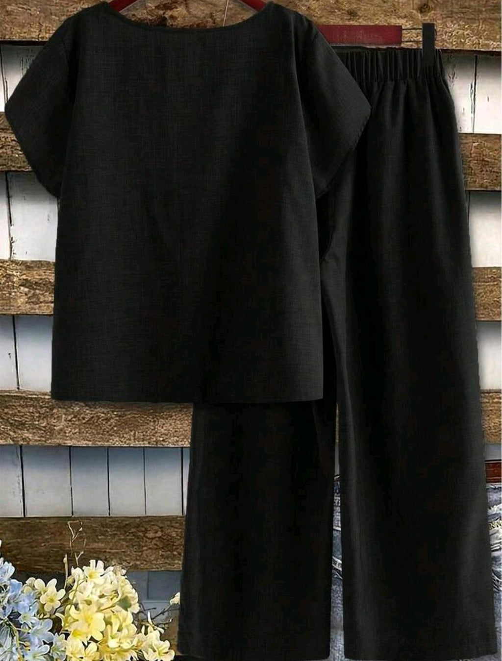 Conjunto de blusa lisa y pantalón ancho estampado | Bajo pedido