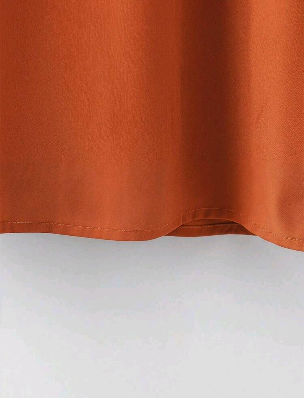 EMERY ROSE Conjunto de 2 piezas talla grande para mujer: Blusa de manga murciélago de unicolor y falda con estampado floral.