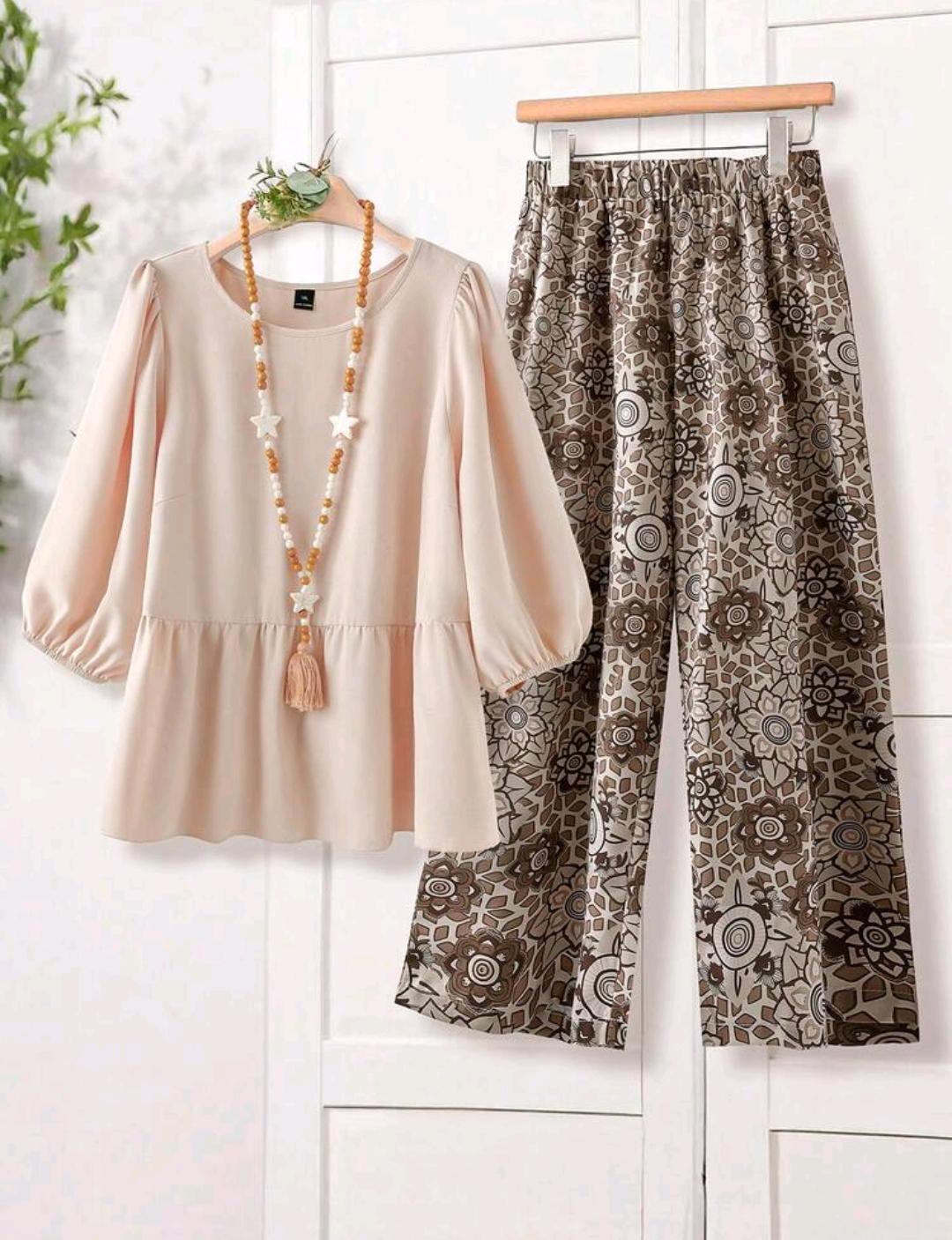 Conjunto de Camisa y Pantalon con Mangas de Linterna y volantes en el bajo con estampado floral rosa para Mujer talla grande, atuendo bohemio de otoño para vacaciones y festividades, conjunto de 2 piezas de ropa casual de verano y primavera