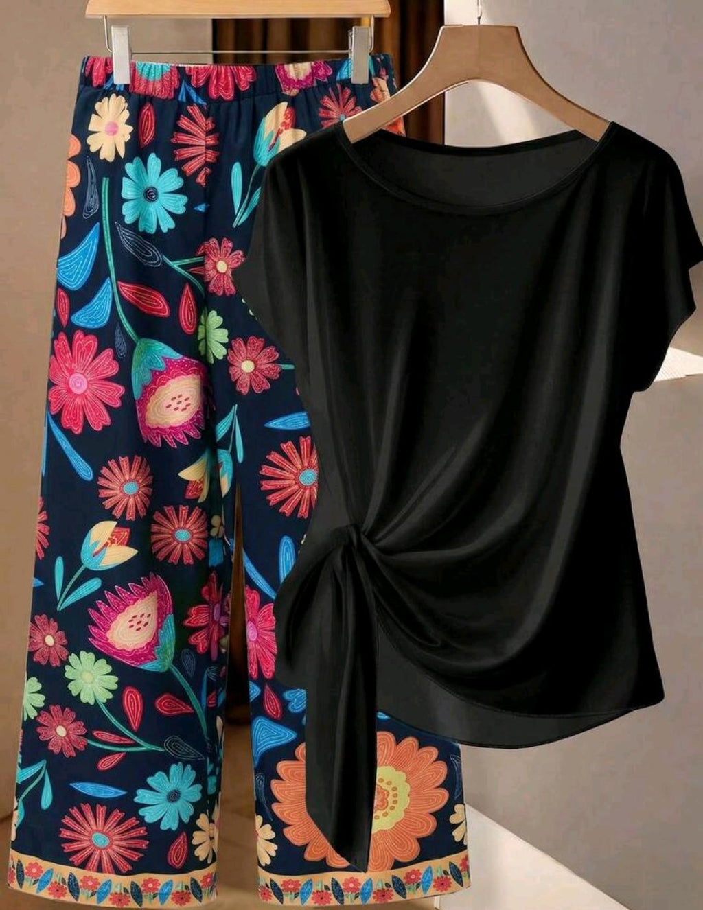 Set de 2 piezas de conjunto casual de verano para mujer, blusa con lazo verde a juego con pantalones rectos holgados con estampado geométrico