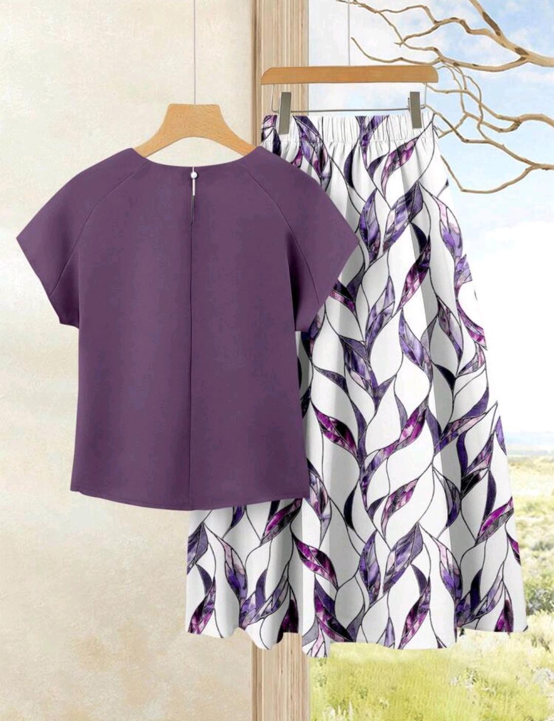 Rusticease Conjunto de 2 piezas para mujer de top de color liso + falda estampada, elegante y casual para vacaciones, atuendo de verano, top estampado, malva púrpura, púrpura floral.