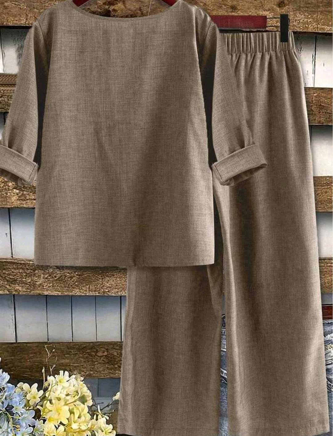 Conjunto de blusa lisa y pantalón ancho estampado | Bajo pedido
