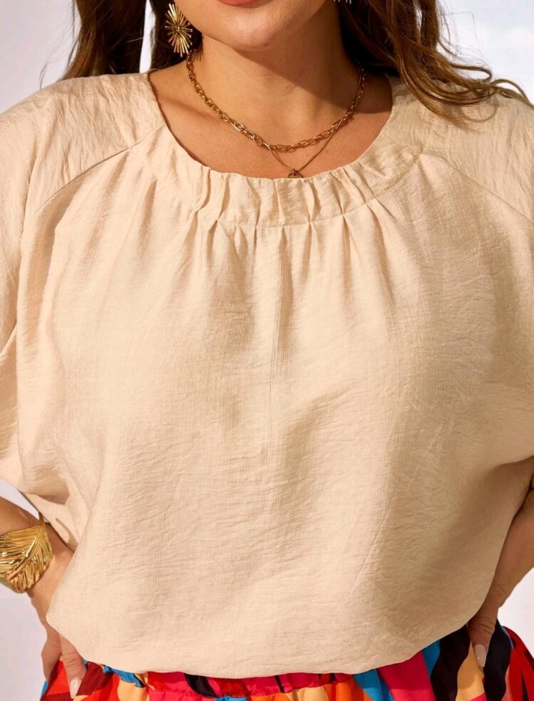 EMERY ROSE Conjunto de 2 piezas de talla grande para vacaciones de verano con blusa de manga murciélago de unicolor y minifalda con estampado total, ropa de verano para mujeres de talla grande, ropa de verano.