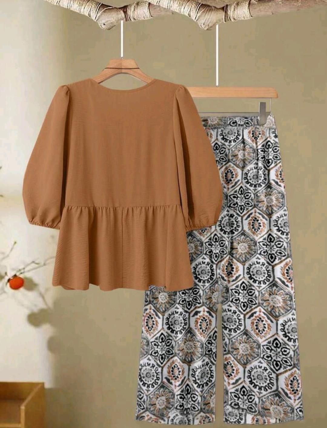 Linhara Conjunto informal de dos piezas de blusa con nudo delantero y pantalones anchos estampados para mujer de talla grande.