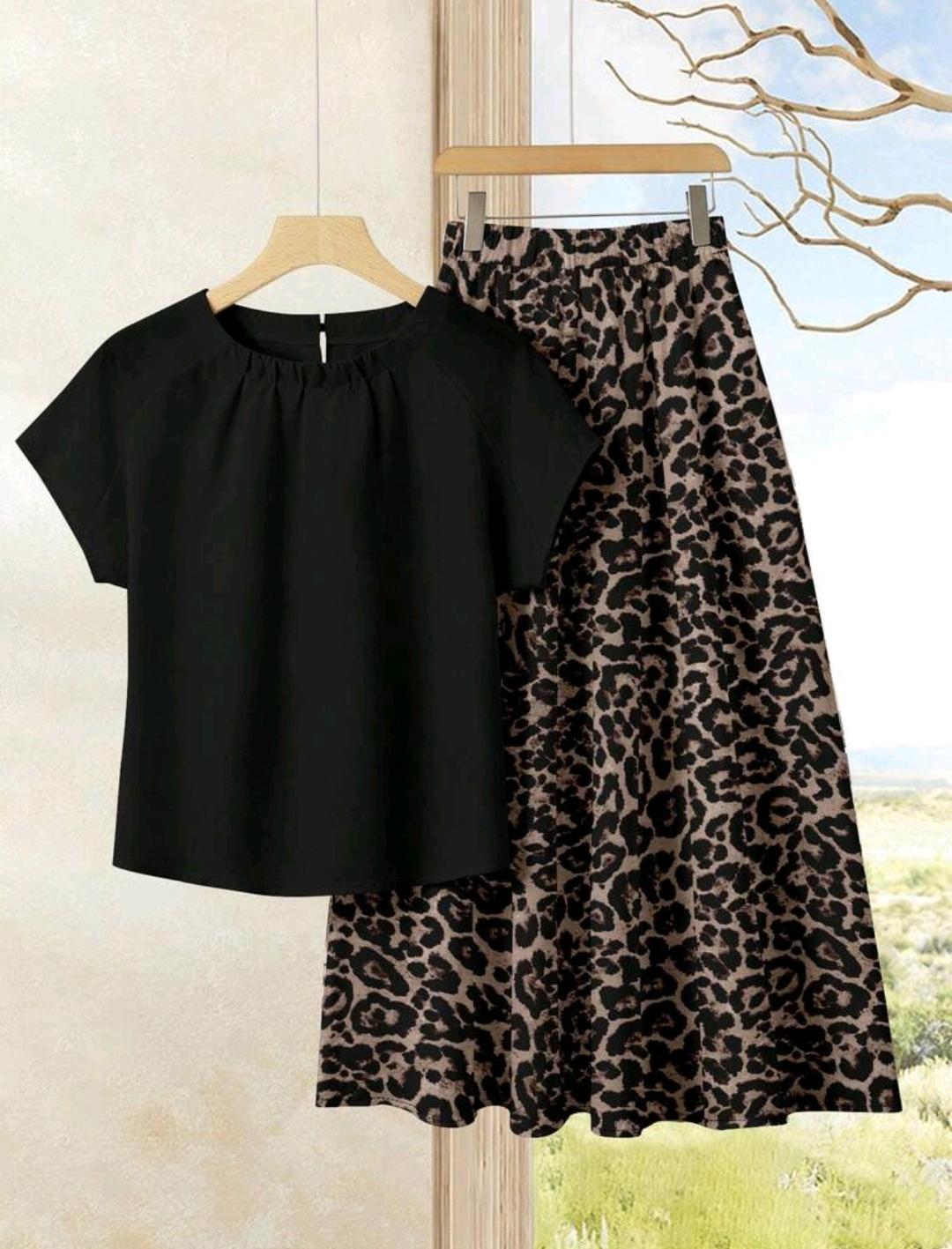 Conjunto de 2 piezas para mujer de top de color liso + falda estampada, atuendo de verano, top estampado estilo carnaval, casual para vacaciones, negro y beige, para uso diario y citas.