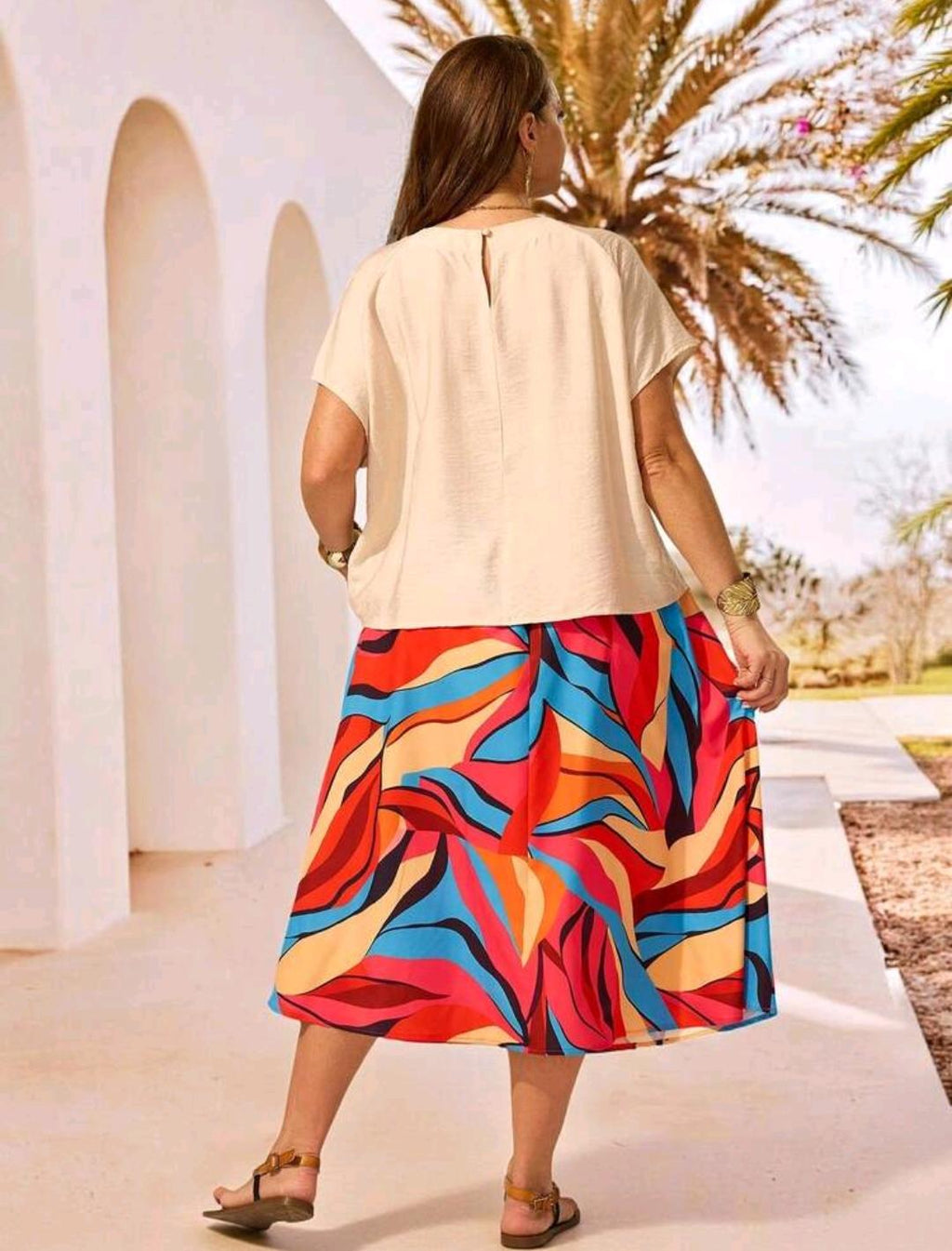 EMERY ROSE Conjunto de 2 piezas de talla grande para vacaciones de verano con blusa de manga murciélago de unicolor y minifalda con estampado total, ropa de verano para mujeres de talla grande, ropa de verano.