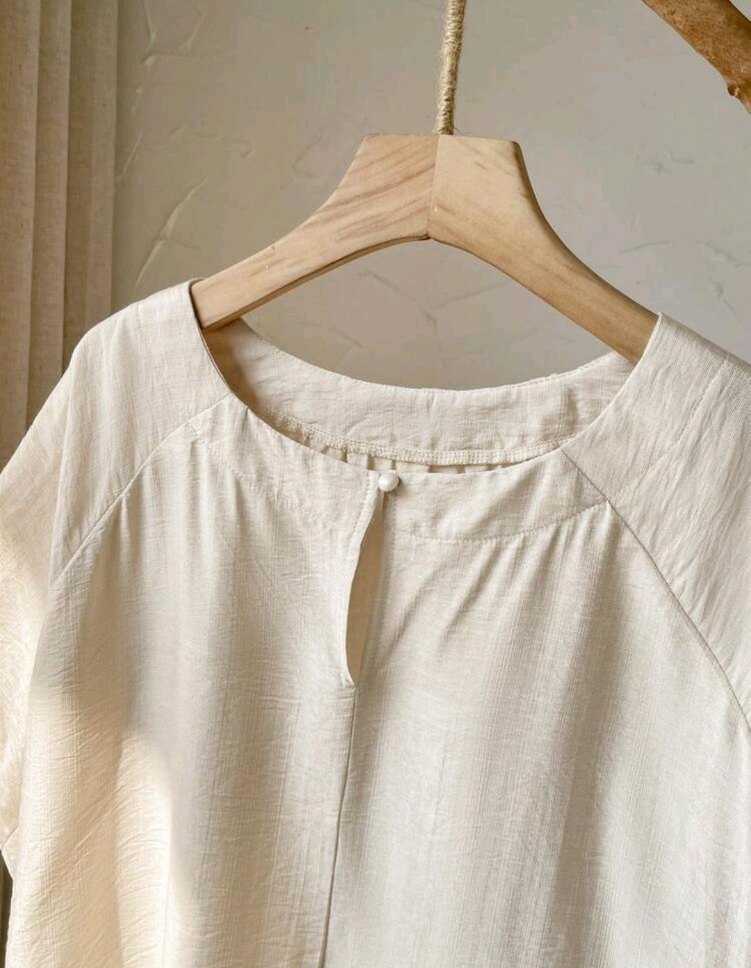 Conjunto de 2 piezas para mujer talla grande, beige, verano, para fiesta, invitada de boda y vacaciones, top casual liso holgado y falda con estampado floral, conjunto de ropa de vacaciones.