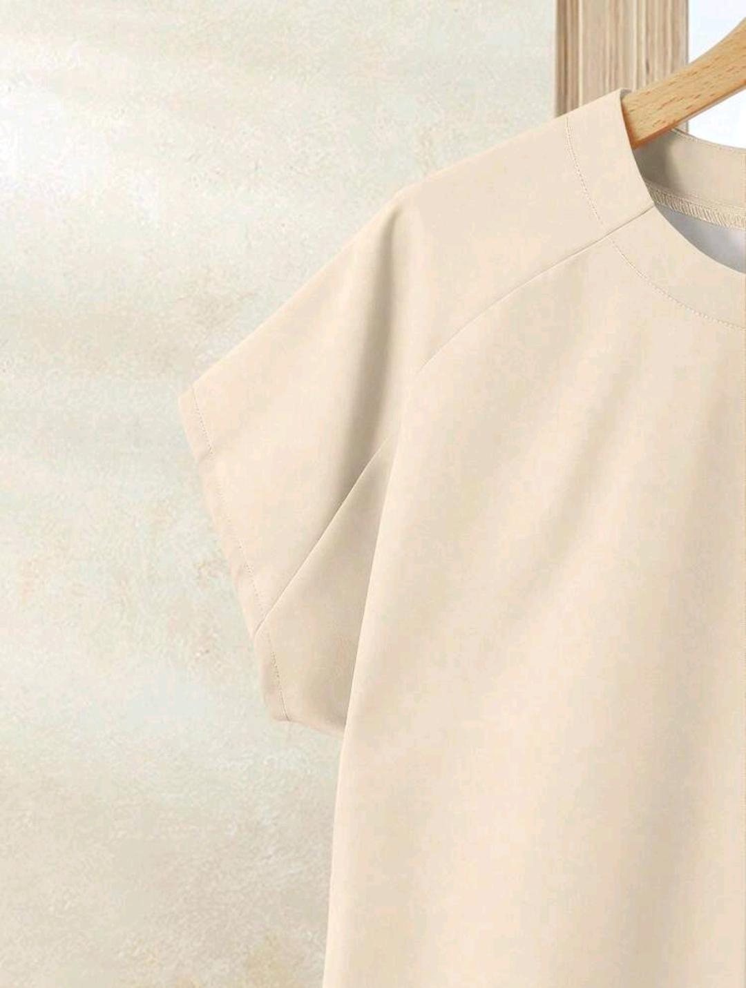 Rusticease Conjunto casual de 2 piezas para mujer, conjunto de falda con estampado color beige y blusa unicolor.