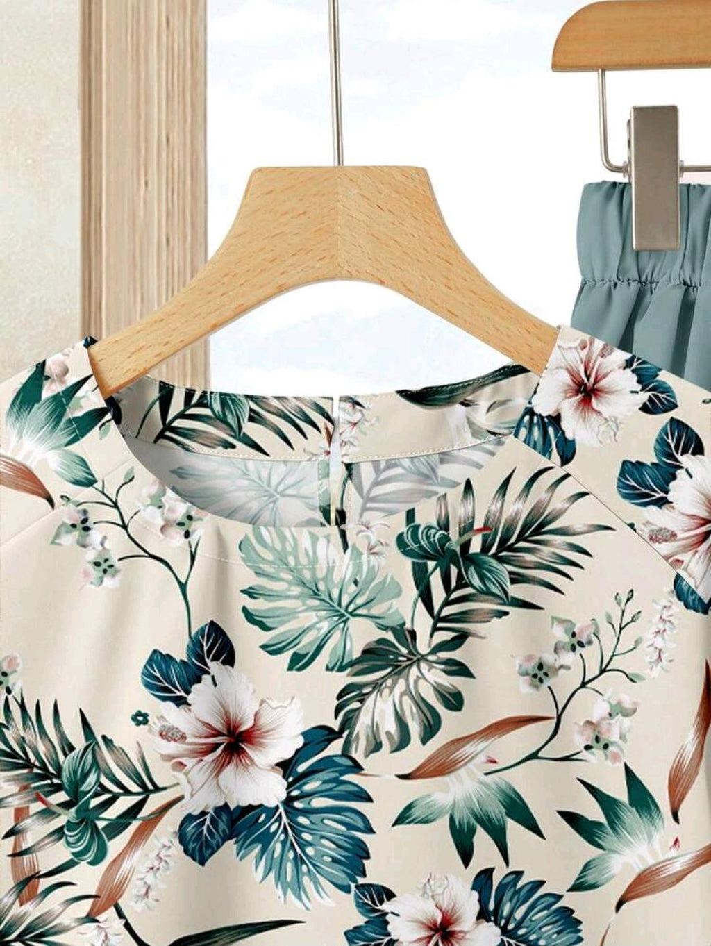 Conjunto de blusa con estampado de hojas tropicales + falda midi color sólido, conjunto de ropa de verano para mujer.