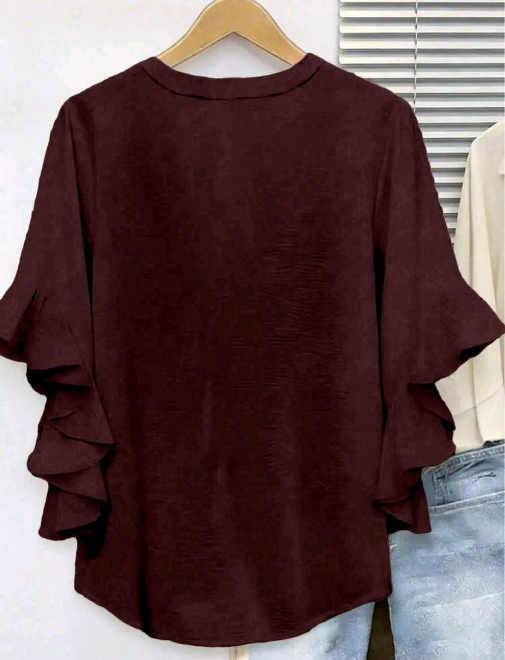 Blusa Aurora con mangas de volantes · Bajo pedido